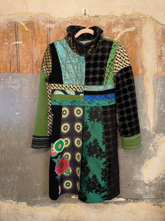 NEW COLLECTION - CAPPOTTINO DESIGUAL VERDE FANTASIA