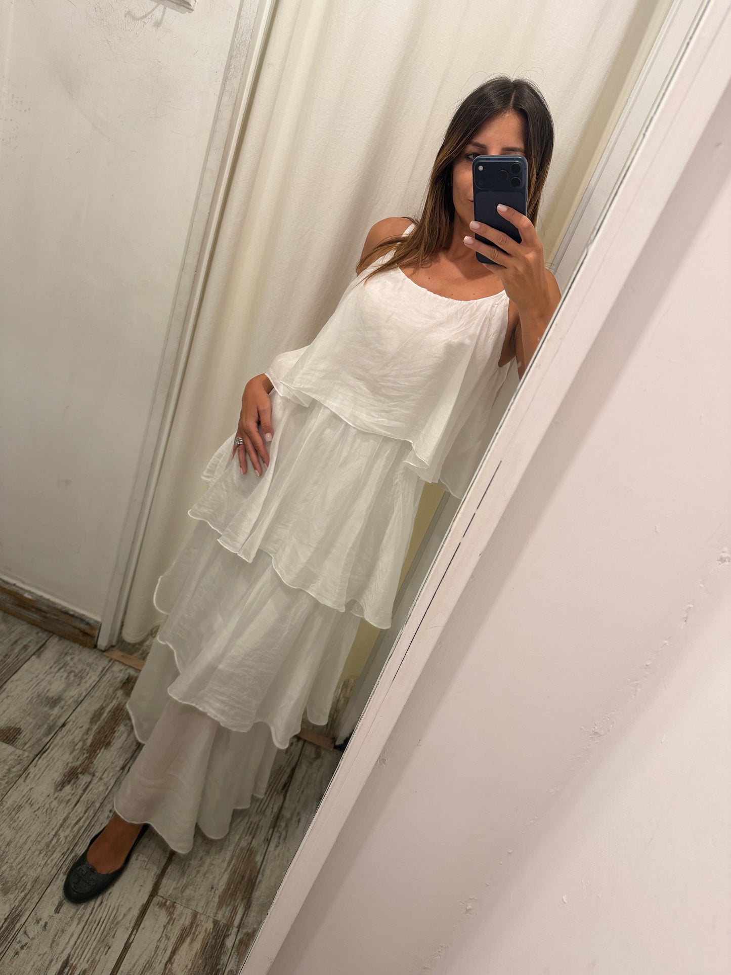 ABITO LUNGO A BALZE BIANCO