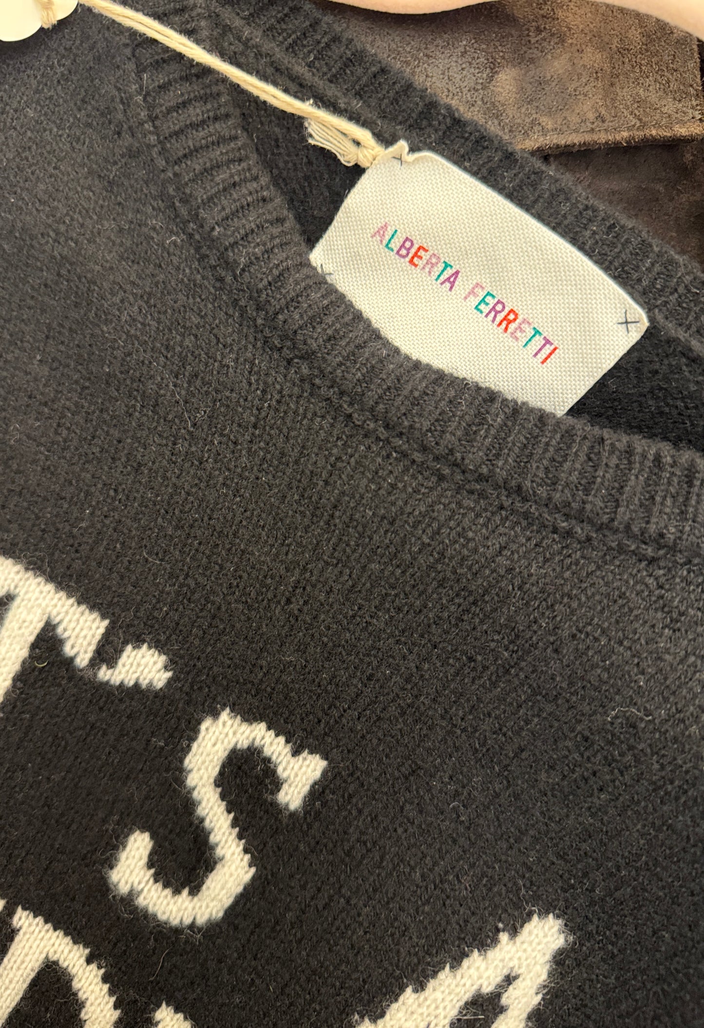 MAGLIA ALBERTA FERRETTI NERA CON SCRITTA BIANCA