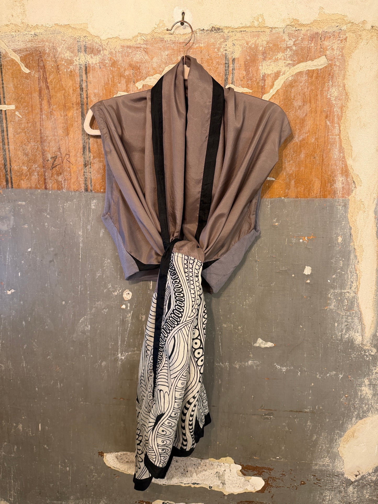 NEW COLLECTION - GILET MALIPARMI IN SETA