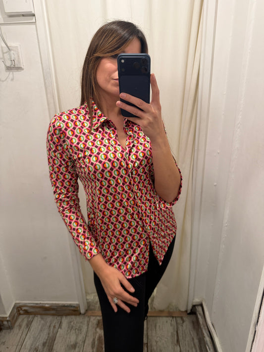 NEW COLLECTION - CAMICIA GEOMETRICA FUCSIA E VERDE LYCRA
