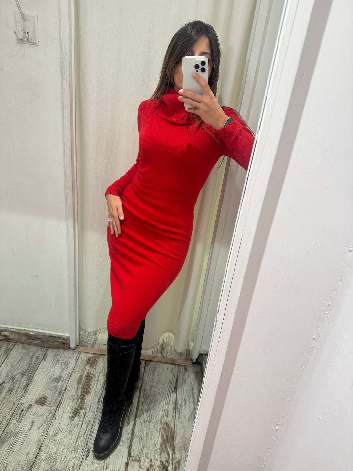 ABITO MIDÌ IN MAGLIA ROSSA