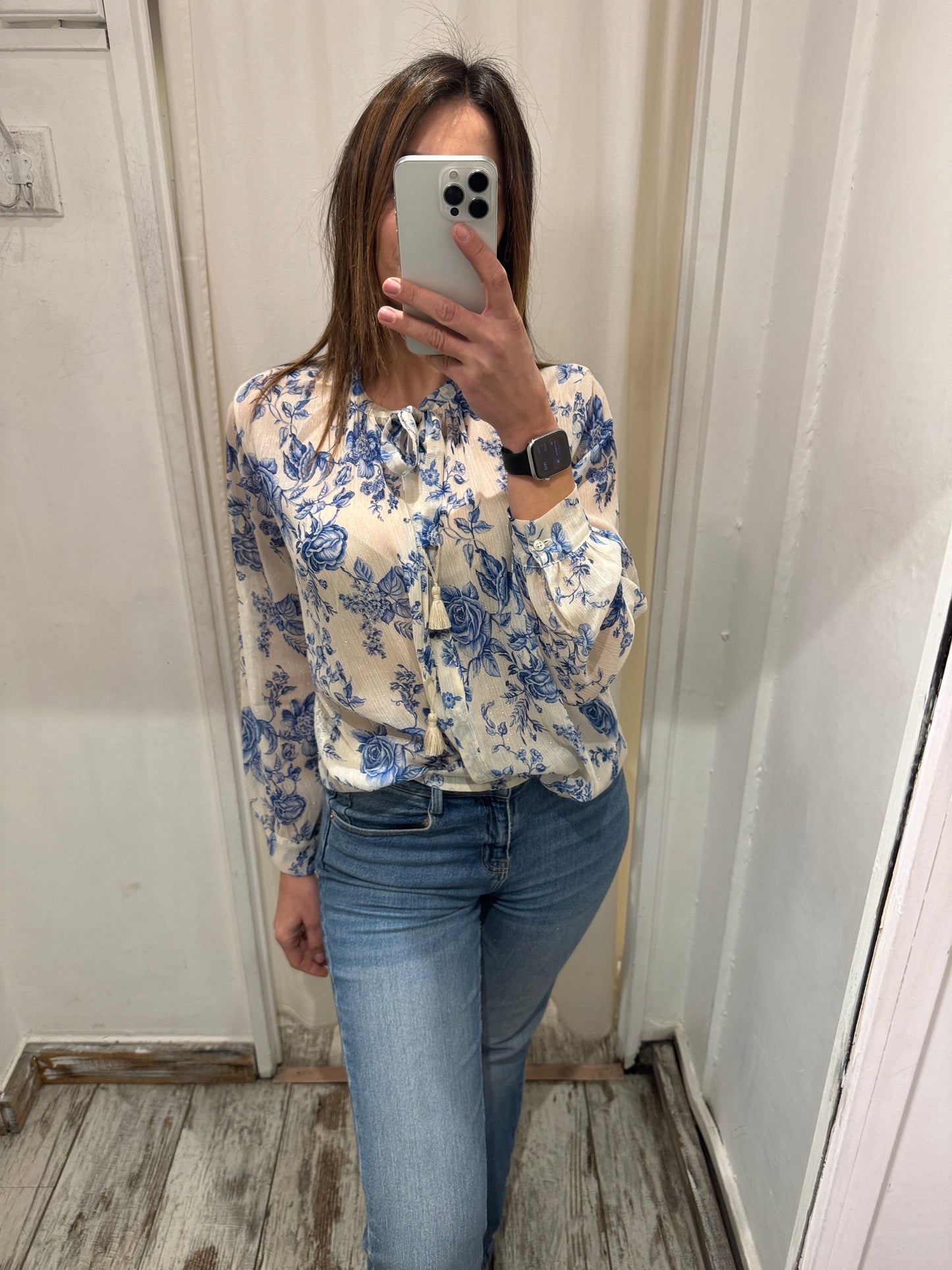 NEW COLLECTION - BLUSA TENSIONE IN PANNA FIORI AZZURRI