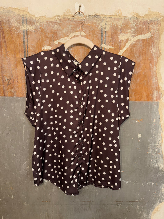 CAMICIA MARRONE POIS BIANCHI SENZA MANICHE