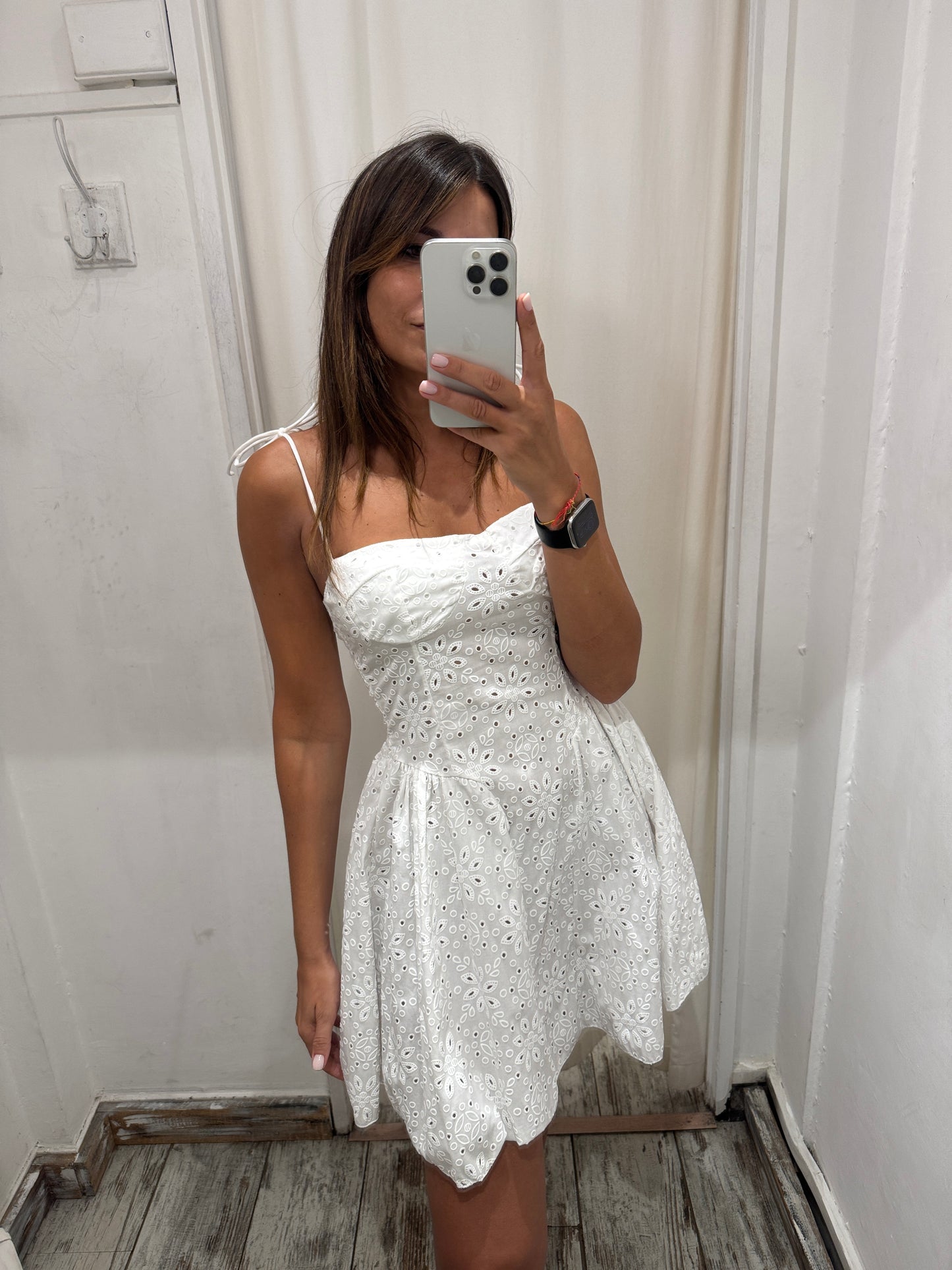 ABITO CORTO EFFETTO SANGALLO BIANCO