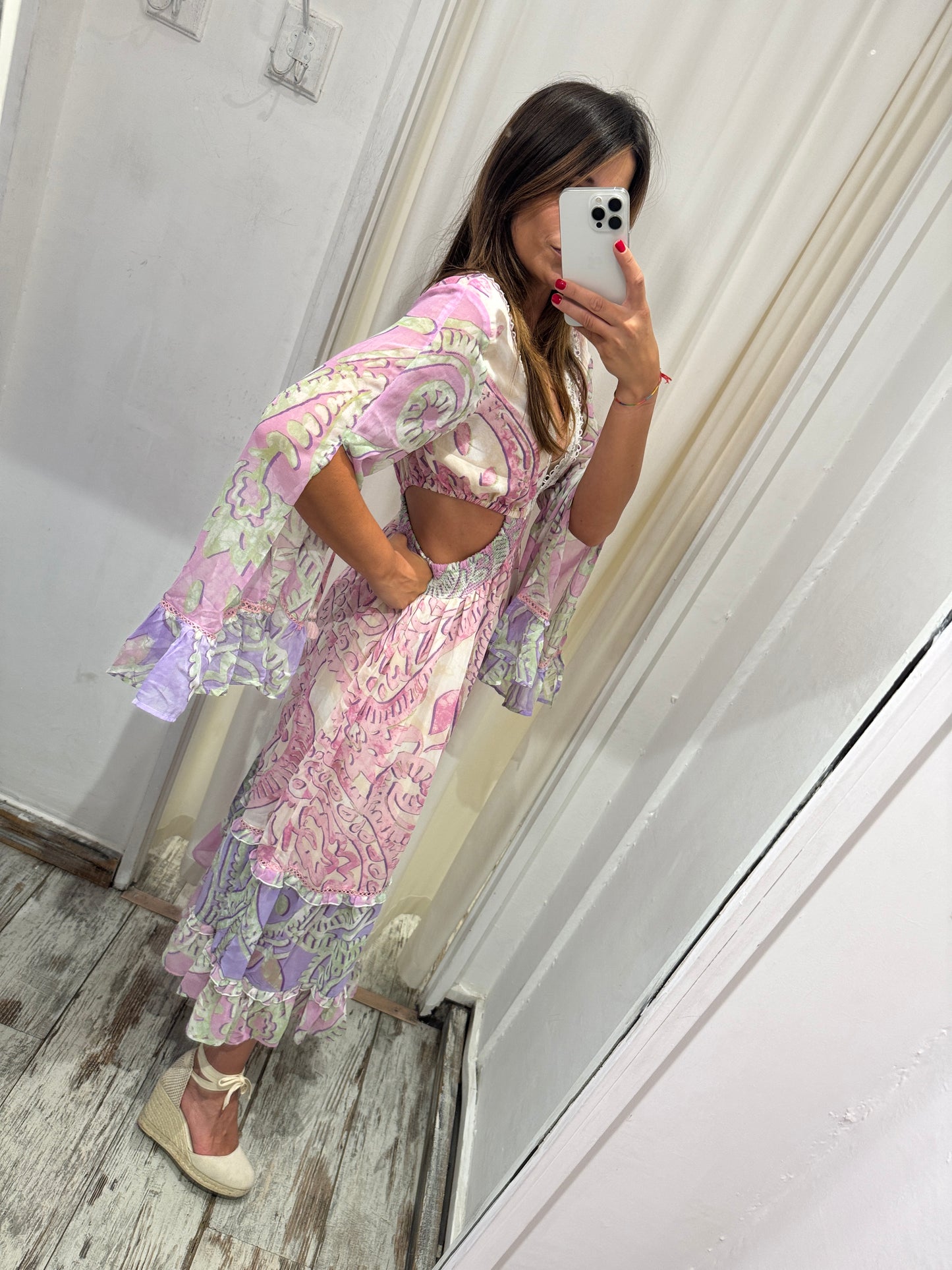ABITO RIVER ISLAND CUT OUT