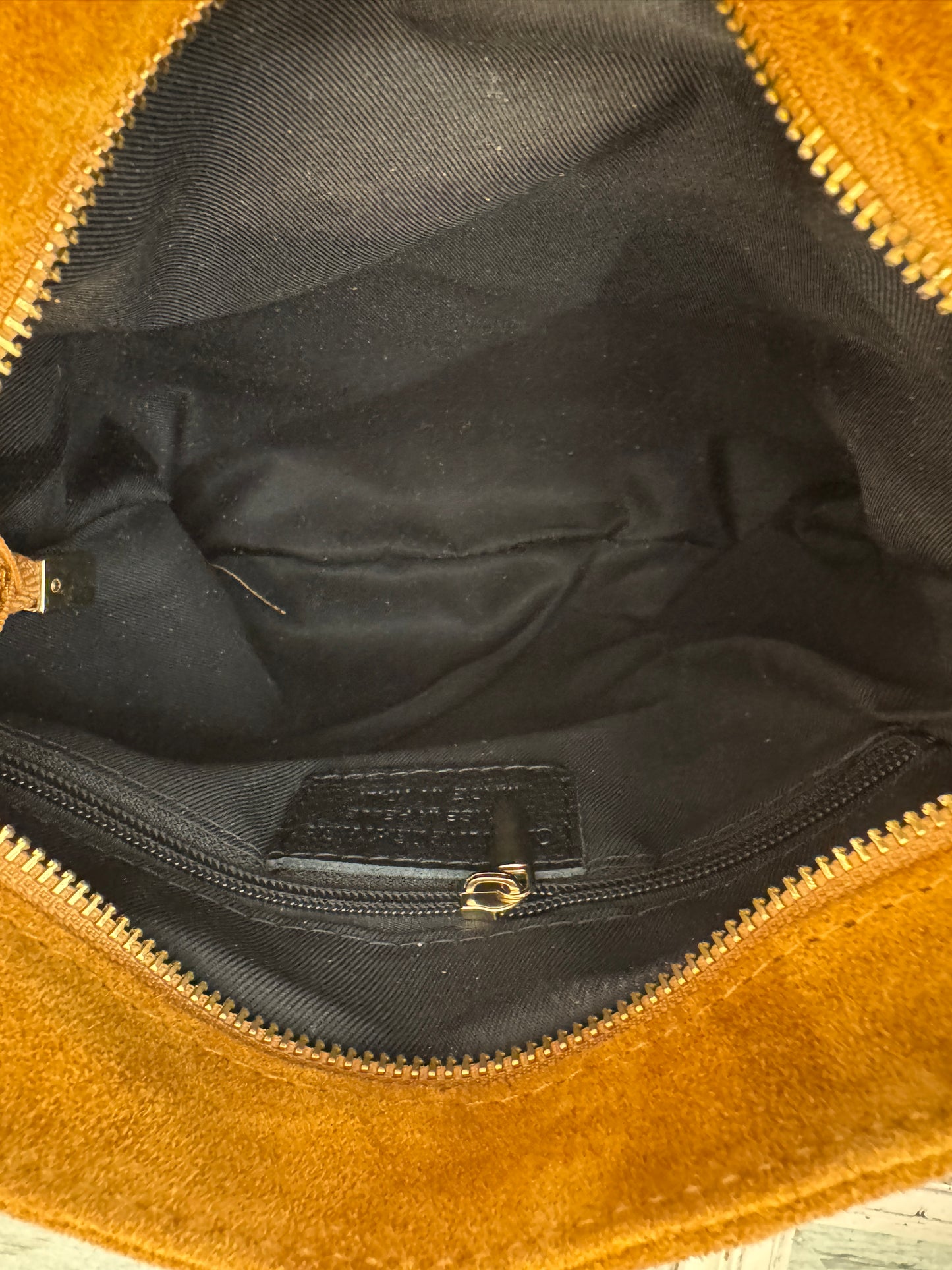 BORSA TRACOLLA SUEDE CUOIO BORCHIE E FRANGE