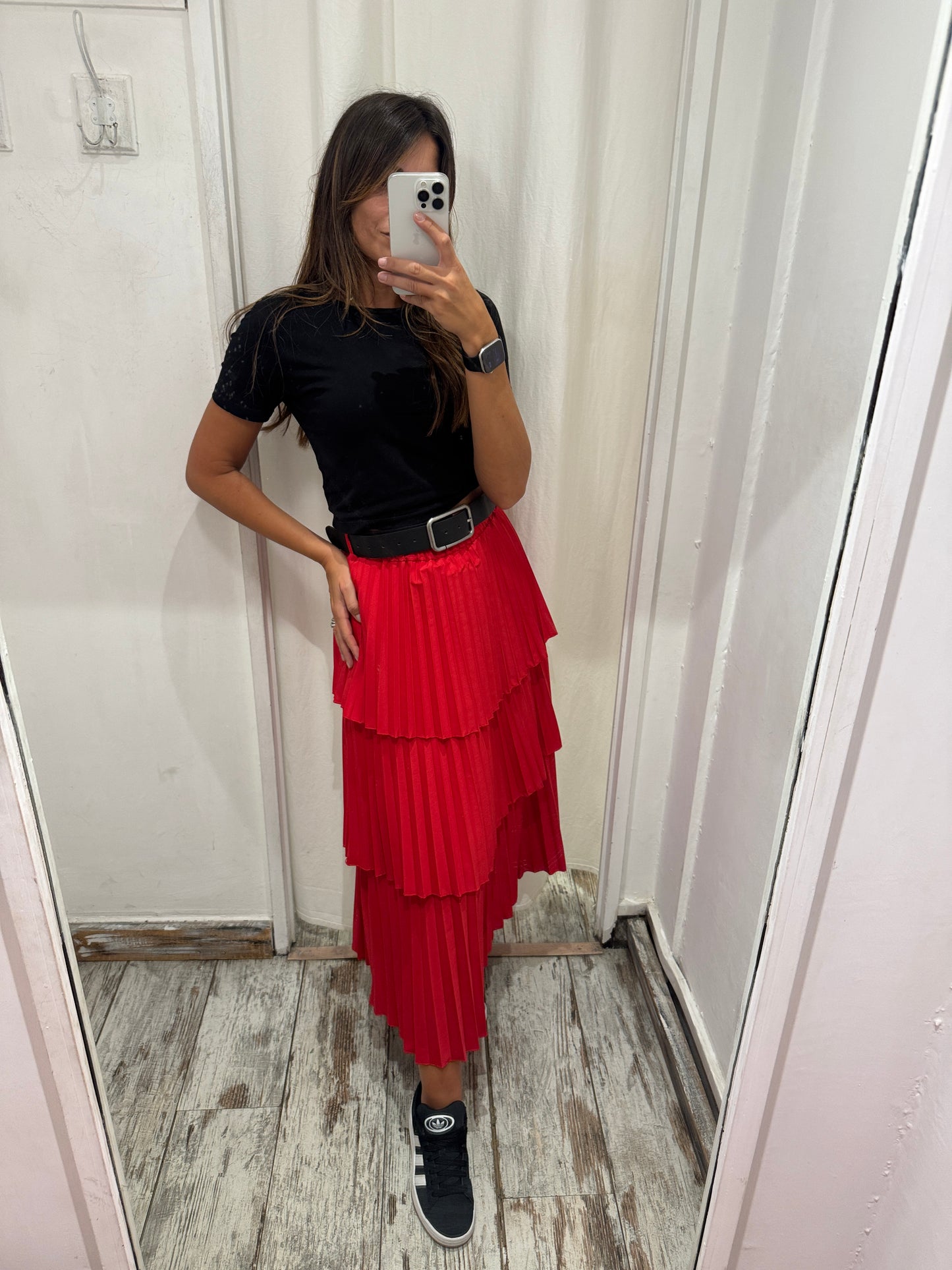 GONNA TENSIONE IN BALZE ROSSE PLISSÈ