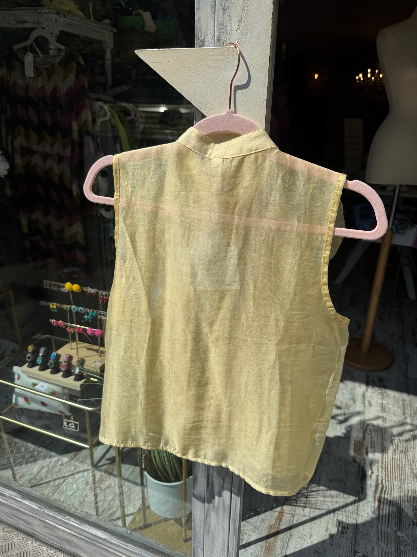 CAMICIA GIALLA CON ROUCHES