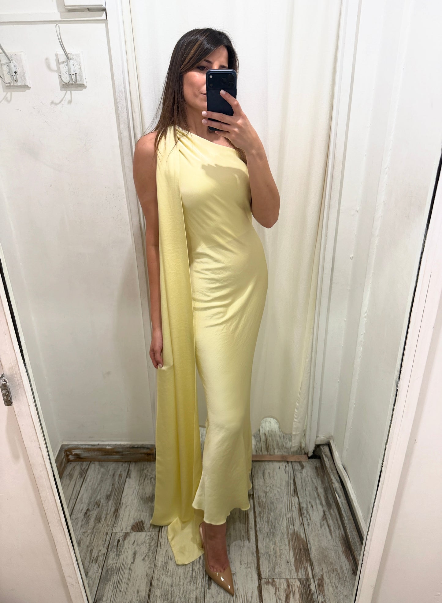 NEW COLLECTION - ABITO LUNGO MONOSPALLA GIALLO CON STOLA