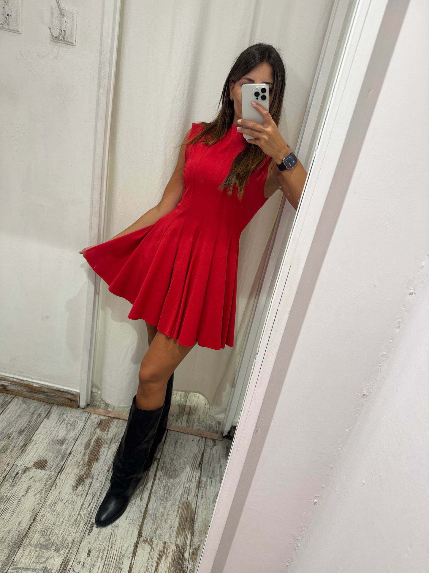 ABITO ROSSO GONNA A RUOTA