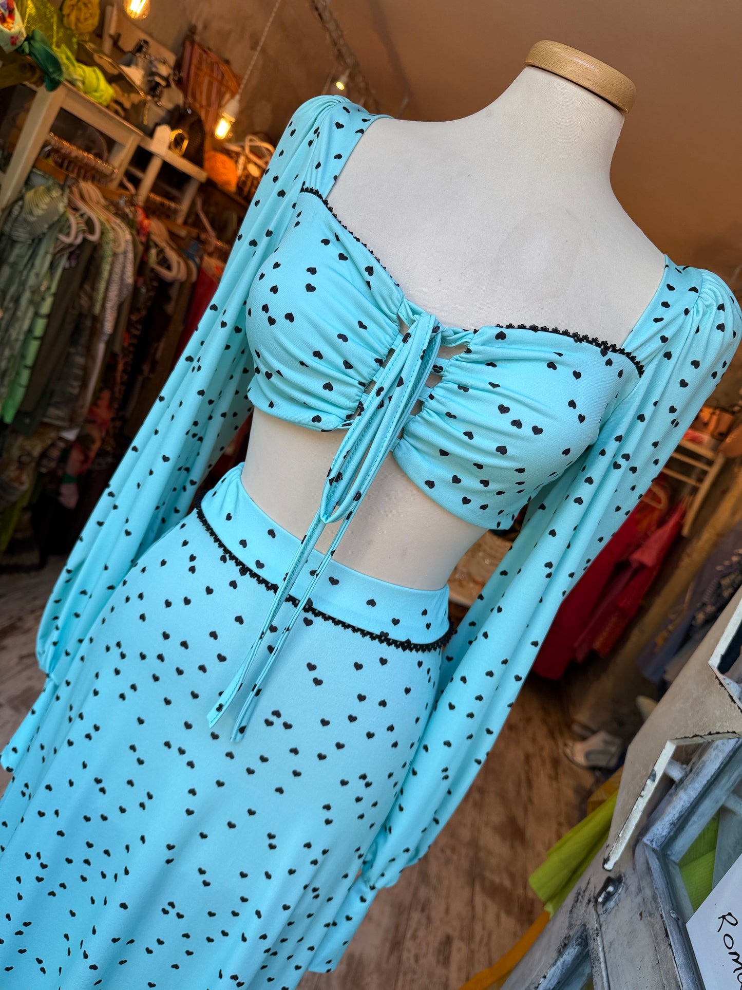 COORDINATO TOP E GONNA TIFFANY E CUORI