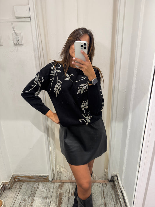 MAGLIA NERO CON PERLINE SILVER