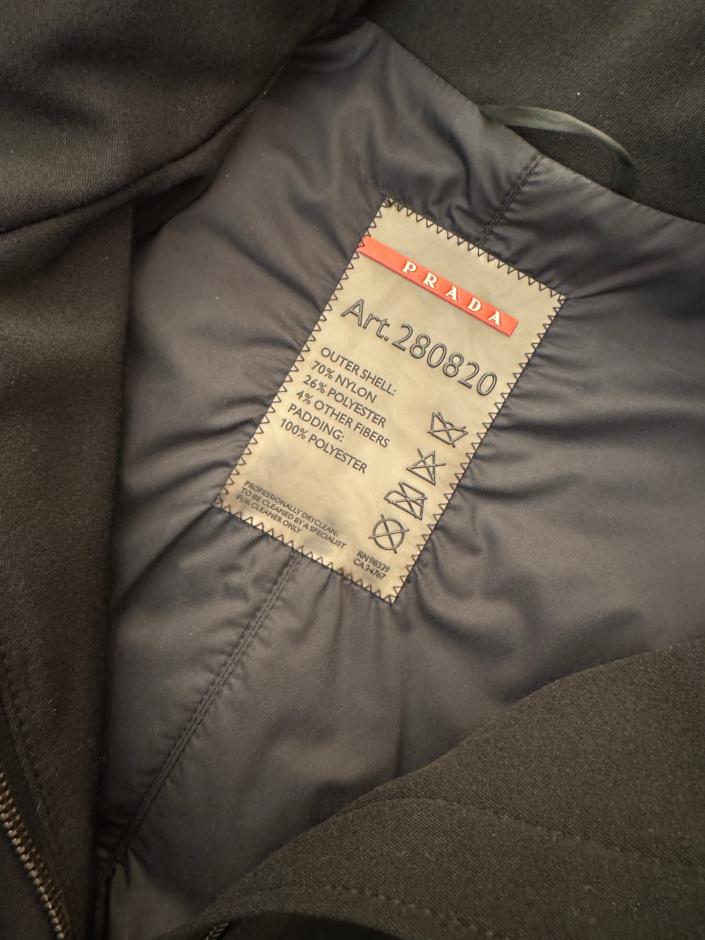 CAPPOTTO PRADA CON PELLICCIA NERO