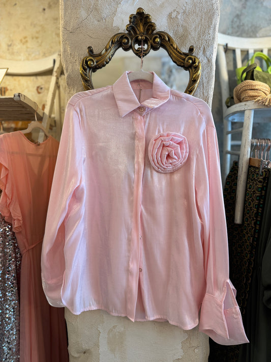 CAMICIA SATIN ROSA CON ROSA APPLICATA