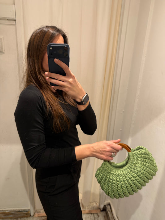 BORSA CROCHET VERDE CHIARO MANICI LEGNO