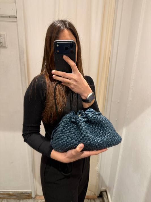 CLUTCH GRANDE CROCHET ECOPELLE BLU DENIM