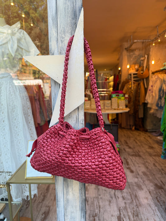 CLUTCH GRANDE INTRECCIATA ROSSO CON TRACOLLA
